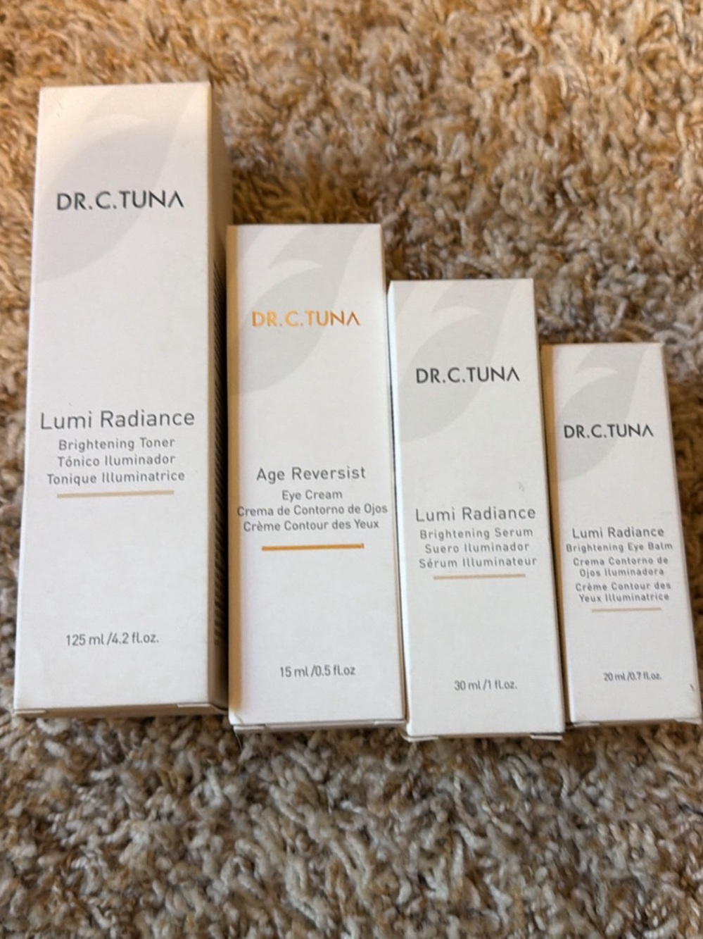 Lumi Radiance Brightening Toner - White